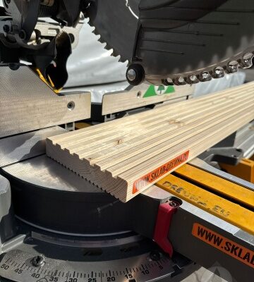 Deska Tarasowa 27x145mm Świerk Skandynawski Szeroko Ryflowany DRR