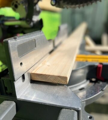 Deska Suszona Komorowo [KD-18%] Strugana, Świerk Skandynawski 18x95 mm A/B